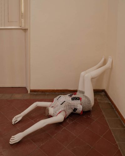 2511_TESTORI_NEVER ALONE_5143