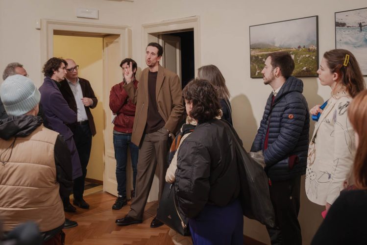 2511_TESTORI_NEVER ALONE_OPENING_004_4957