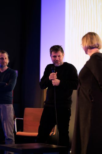 NEVEr ALONE DE SERIO-11